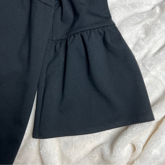 Ann Taylor Petite Large Black Boxy Blouse Pearl Accents - Picture 2 of 4